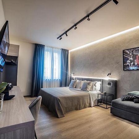 פסקרה Corso 84 Luxury Suites מראה חיצוני תמונה