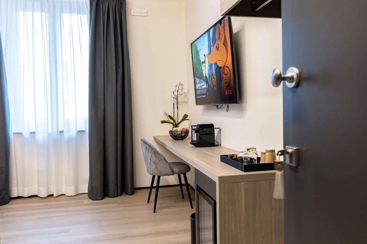 פסקרה Corso 84 Luxury Suites מראה חיצוני תמונה